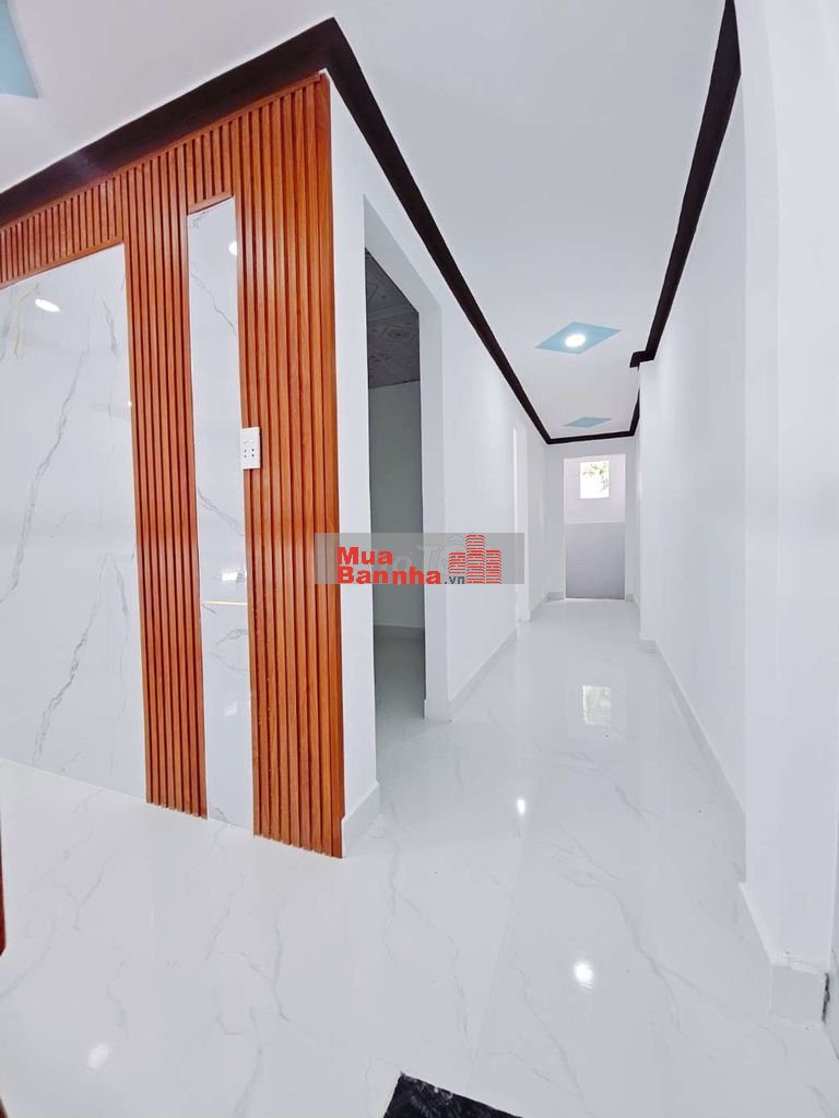 Căn Nhà Sân Xe hơi đường 8 mét tân vĩnh hiệp 1 tỷ 350 triệu