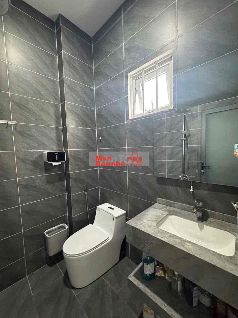 Bán nhà KP1 An Hoà đường ô tô sổ riêng thổ cư giá 2 tỷ 4 tl chính chủ