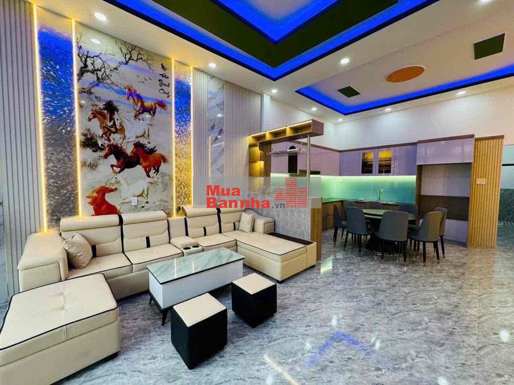 nhà chủ đi mỹ cần bán gấp