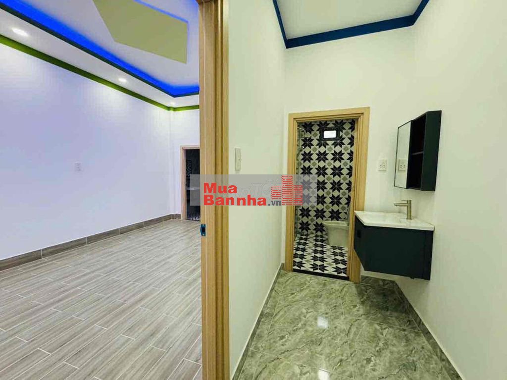nhà chủ đi mỹ cần bán gấp