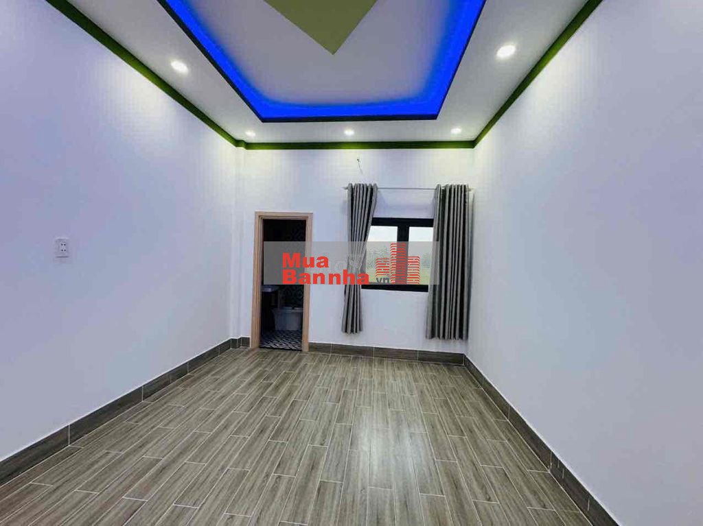 nhà chủ đi mỹ cần bán gấp