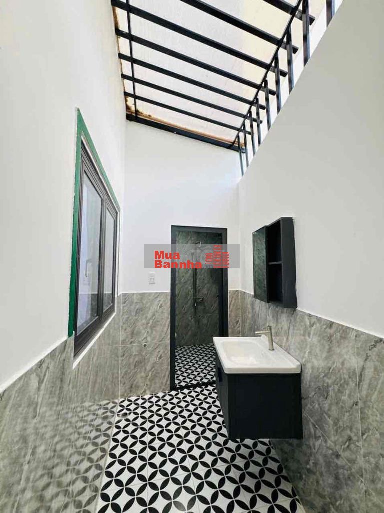 nhà chủ đi mỹ cần bán gấp