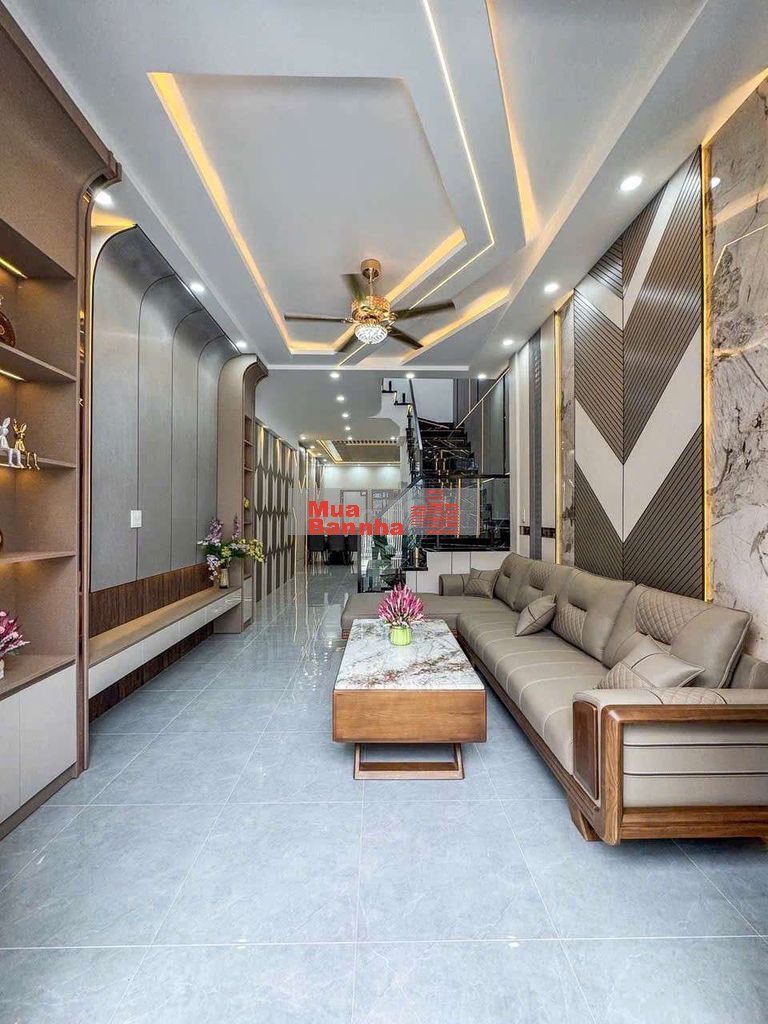 NHÀ ĐẸP NỞ HẬU - HẺM 52 HÙNG VƯƠNG
