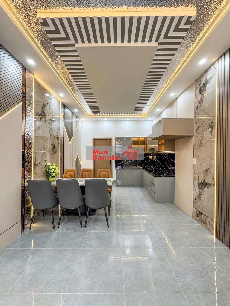 NHÀ ĐẸP NỞ HẬU - HẺM 52 HÙNG VƯƠNG