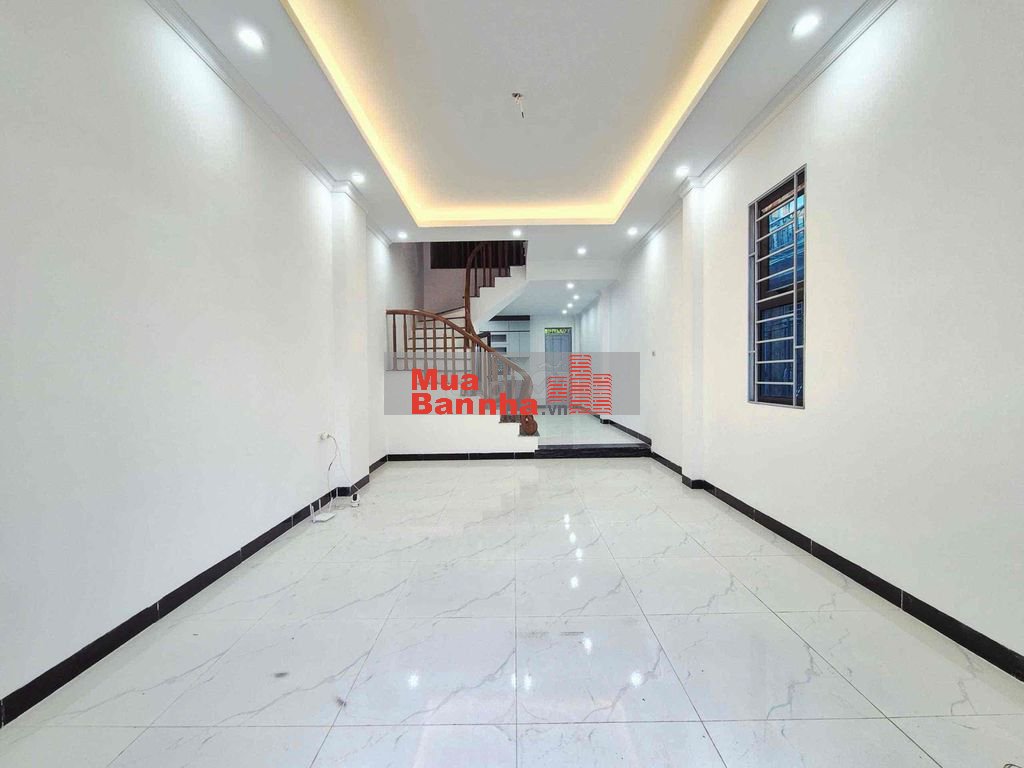 nhà mới xây 4 tầng