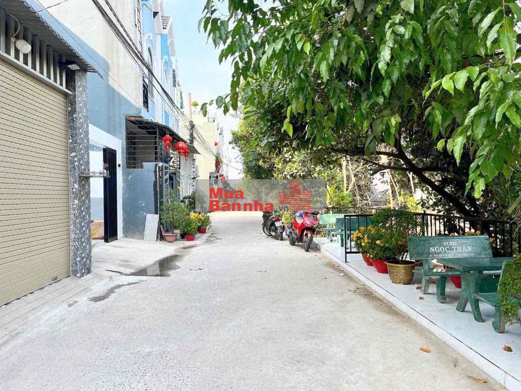 bán gấp nhà 1Trệt 1 lầu - chợ Mỹ hạnh Nam - Cầu lớn-Hooc Môn