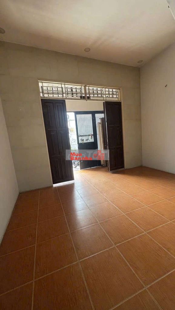 Bán nhà H5m Khuông việt ngang 6m nhà 3 5 tầng giá rẻ 6.8 tỷ