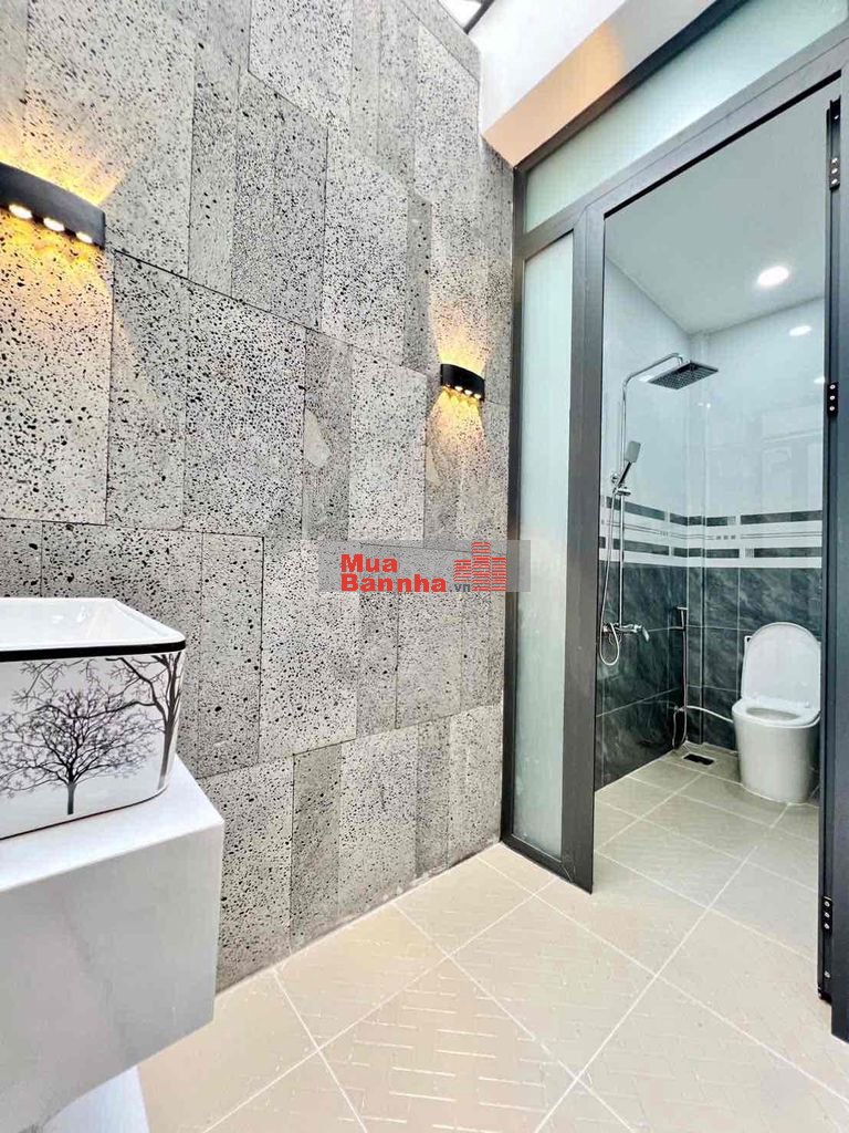 Chỉ khoảng 5 Tỷ mà có nhà xây mới 3 Tầng - 3PN - Full Nội Thất Quận 12