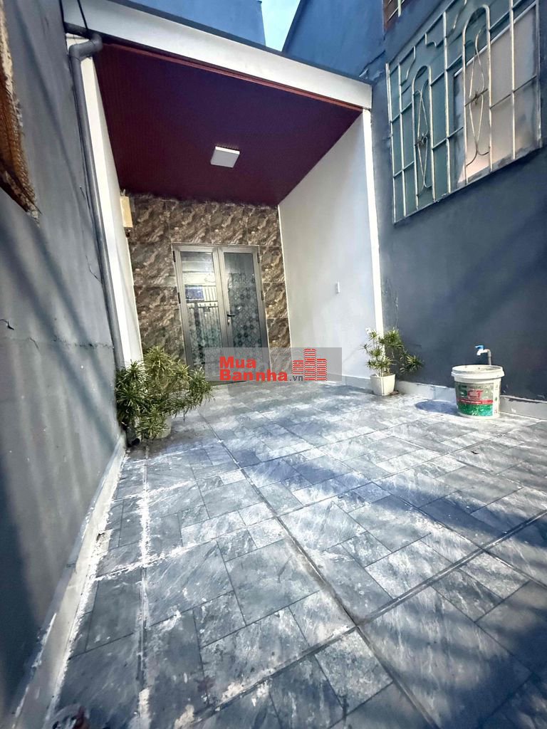 Nhà gác lửng 2 mặt kiệt thoáng Điện Biên Phủ,