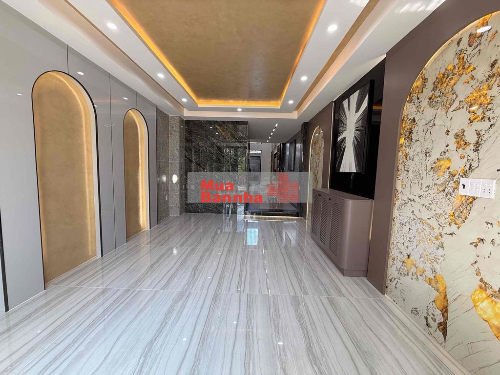 NHÀ PHỐ CÓ THANG MÁY. 6 phòng ngủ , hơn 70m thổ cư