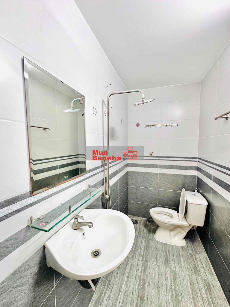 Nhà phố 4m x 16m 2.5 tầng hẻm nhựa 7m đường Nguyễn Thị Búp khu đồng bộ