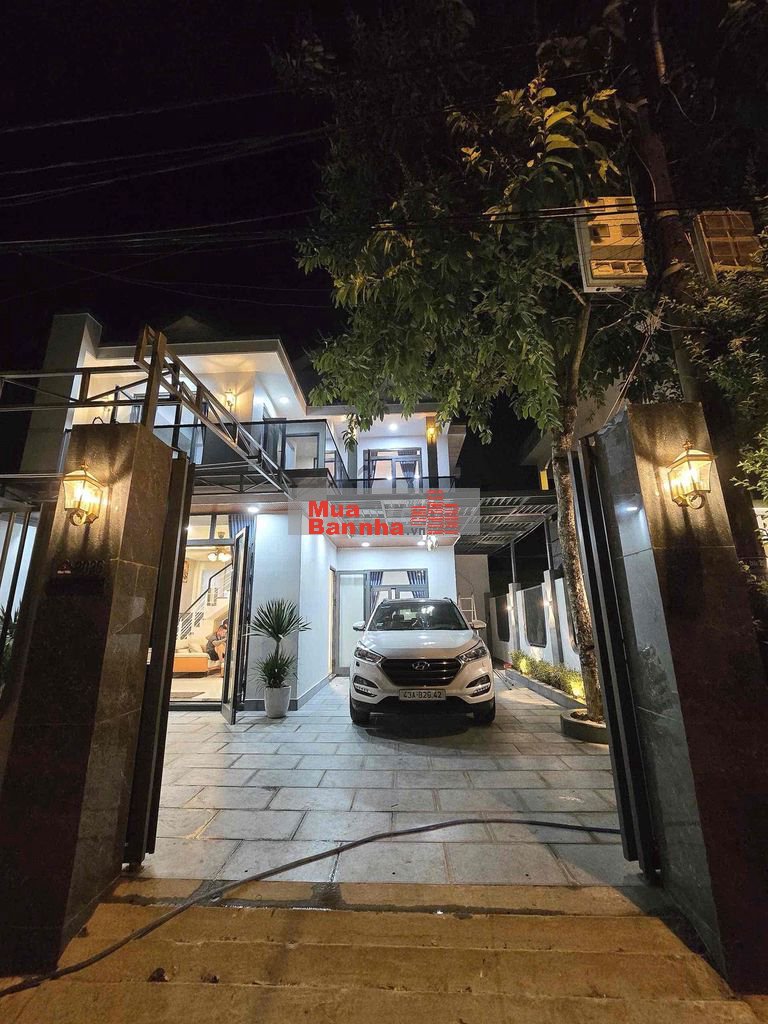 🔥 NHÀ 2 MẶT TIỀN KINH DOANH – HOÀ XUÂN – NGANG 9M CỰC HIẾM 🔥 📍 Vị trí