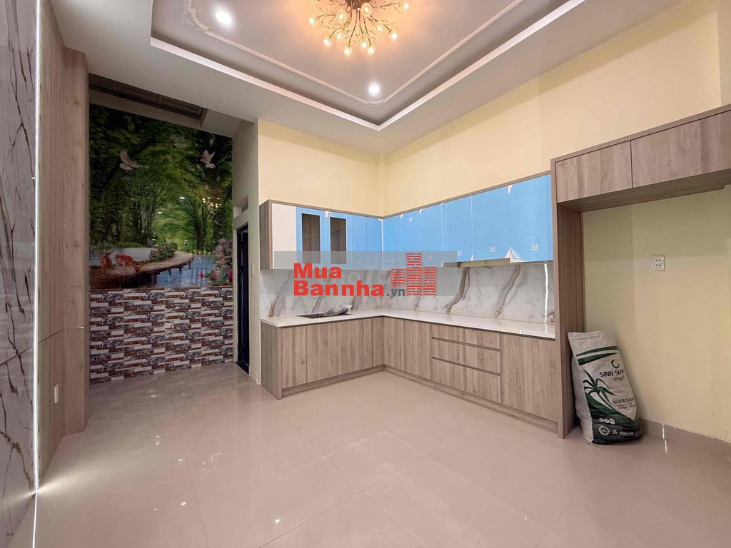 NHÀ 3 lầu 1/đường TL29 phường Thạnh lộc quận 12
