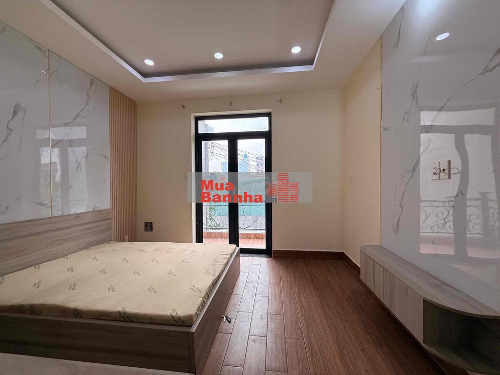 NHÀ 3 lầu 1/đường TL29 phường Thạnh lộc quận 12