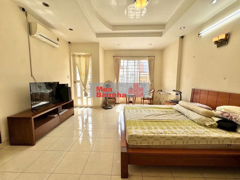 HẺM XE HƠI THÔNG Dương Quảng Hàm 6.6m x 17.5m, 4T