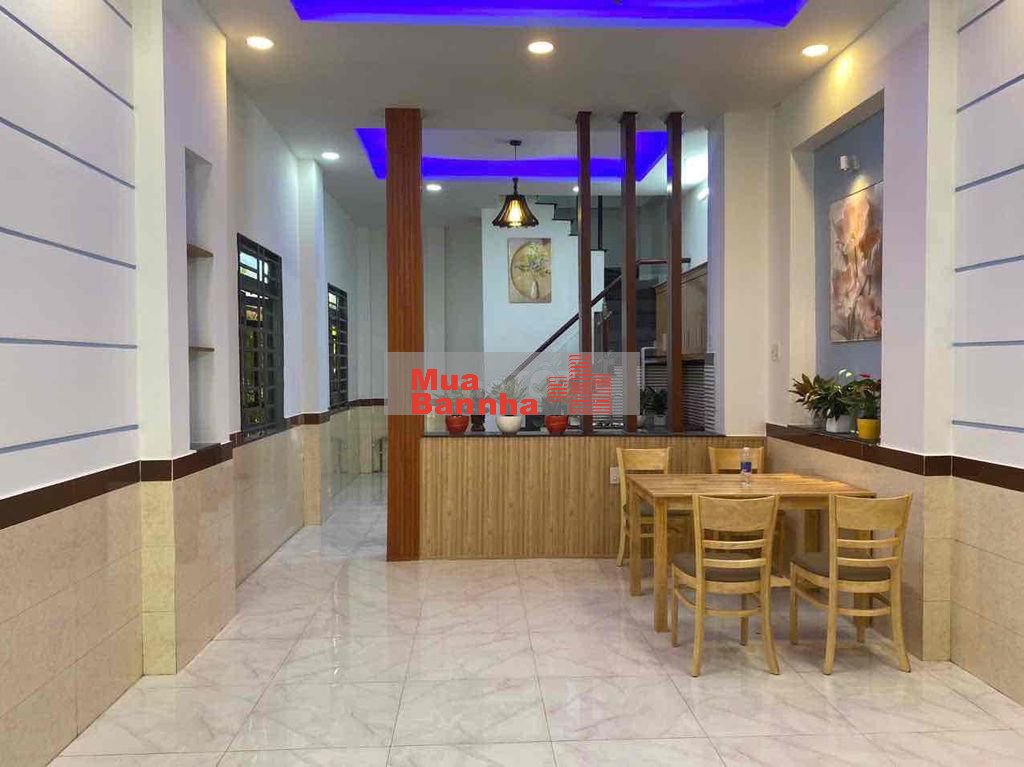 4x13 nhà có 1 lầu đúc . mặt tiền kinh doanh đường 21, giáp Mã Lò