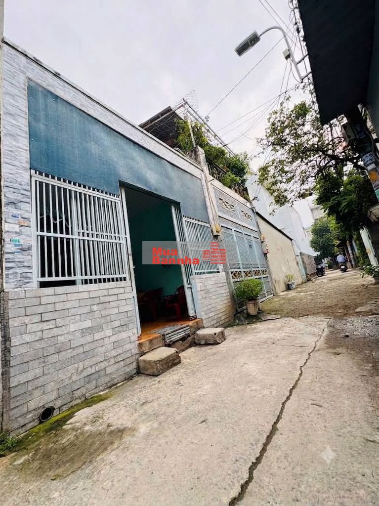 GẤP BÁN NHÀ 80M2 ĐẤT - XE TẢI VÔ TỚI NƠI