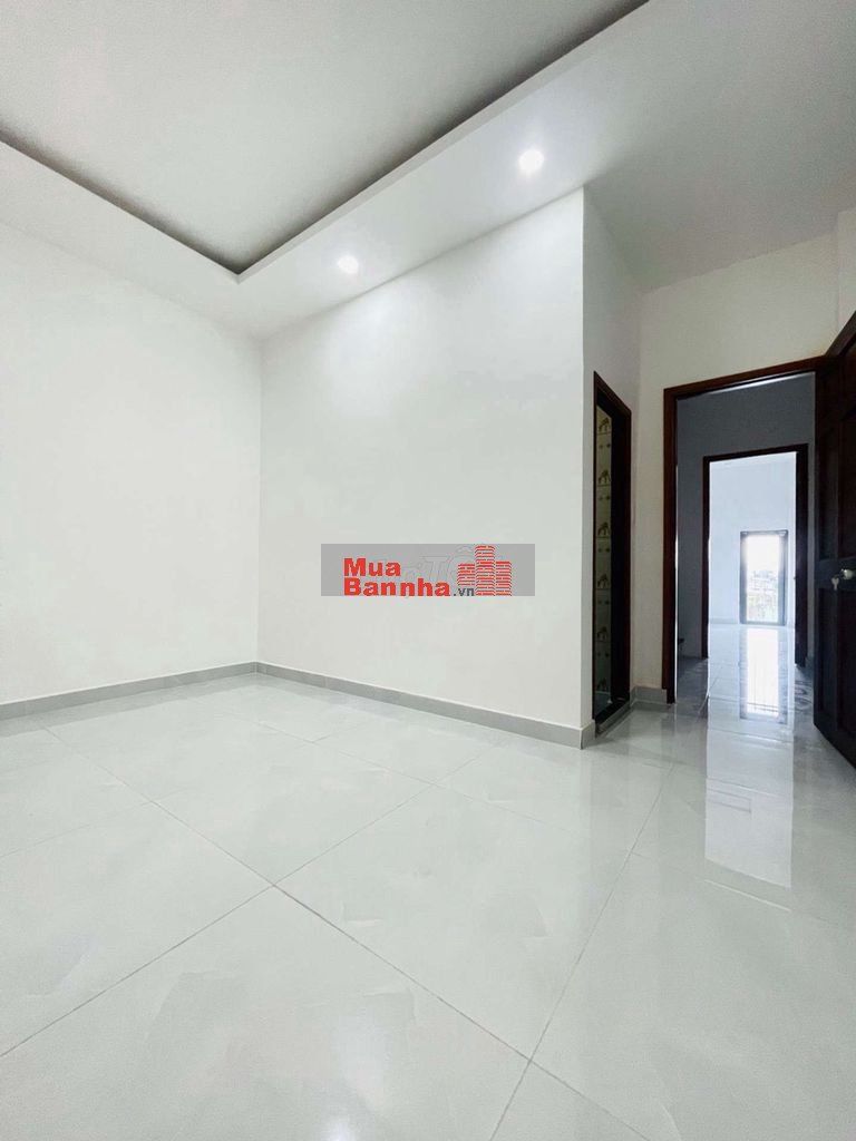 Nhỉnh 5 tỷ sở hữu CHDV 5 tầng lầu ngay Tây Lân