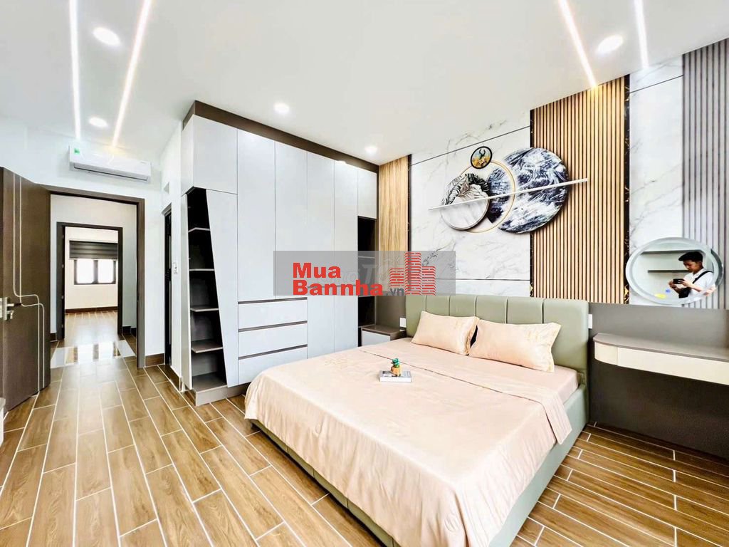 Nhà Phố 4,2m x 20m. 4 Tầng Thang Máy MT Hẻm KD 973/ Nguyễn Ảnh Thủ