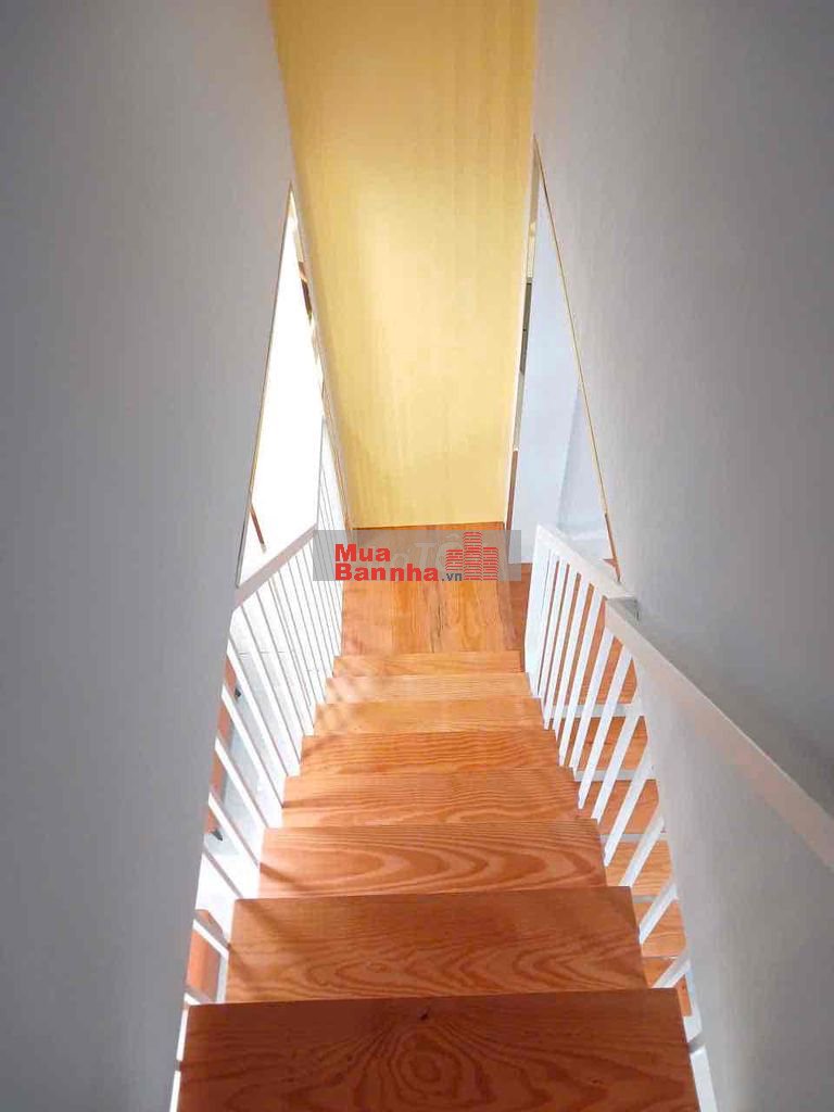 Nhà đẹp hơn 3 Tỷ Tân phú 1 lầu nhà mới đẹp 27m2 Full NT
