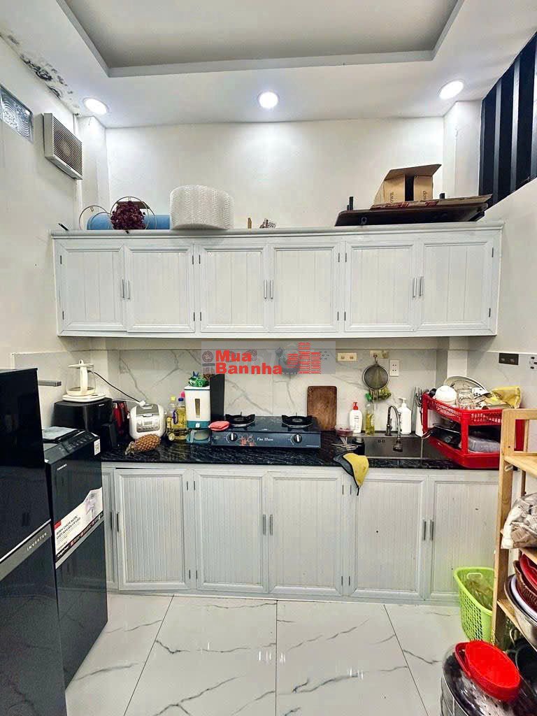 3 TẦNG-HẺM XE HƠI 7M-2PN,2WC-NGAY MẶT TIỀN TÊN LỬA-SỔ ĐẸP NỞ HẬU