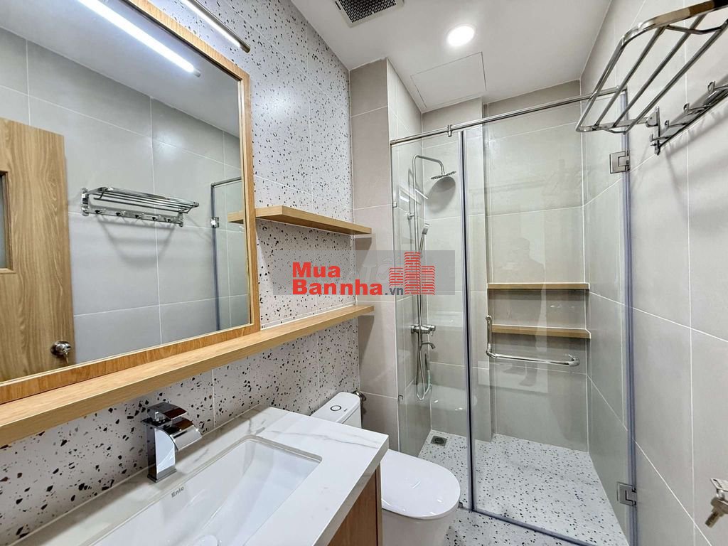 Siêu Phẩm 4m x 23m. 3 Tầng ( 1PN dưới ). Mặt Tiền Đường Thới An 18