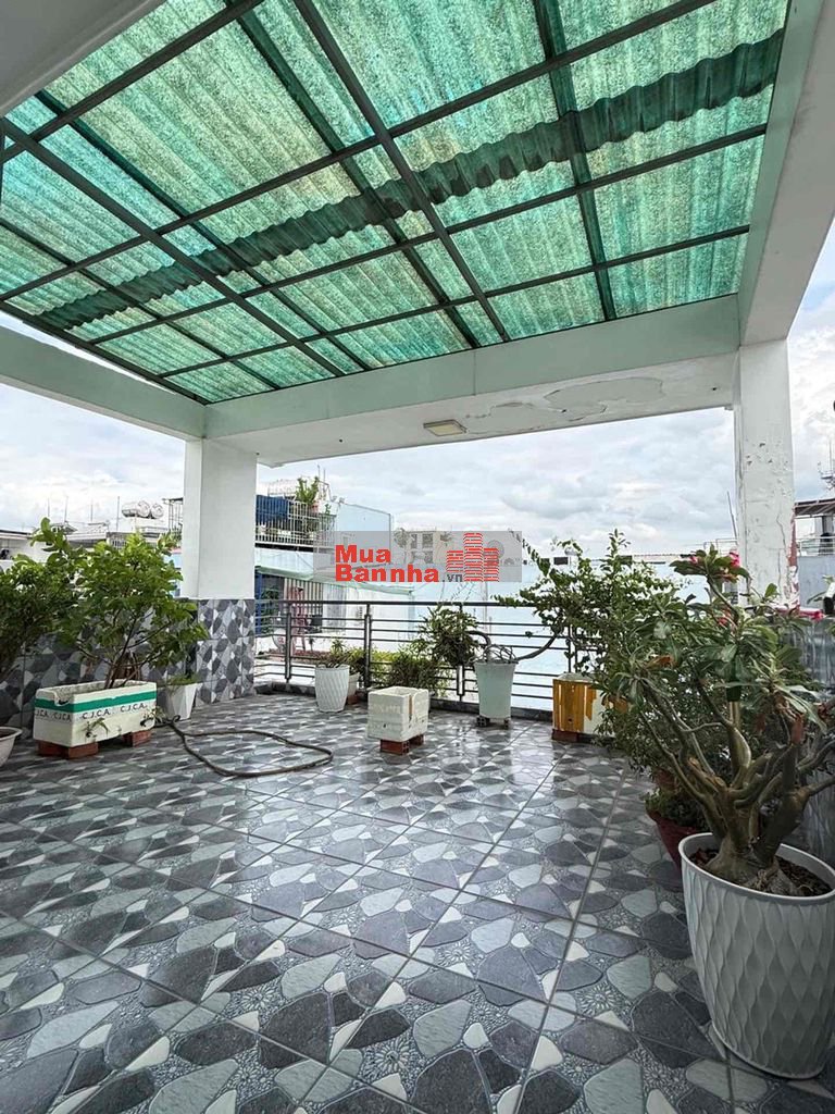 8.x TỶ - 80m2 - 4 TẦNG BTCT- NGANG HƠN 5M – CÁCH NGÃ 4 QUANG TRUNG