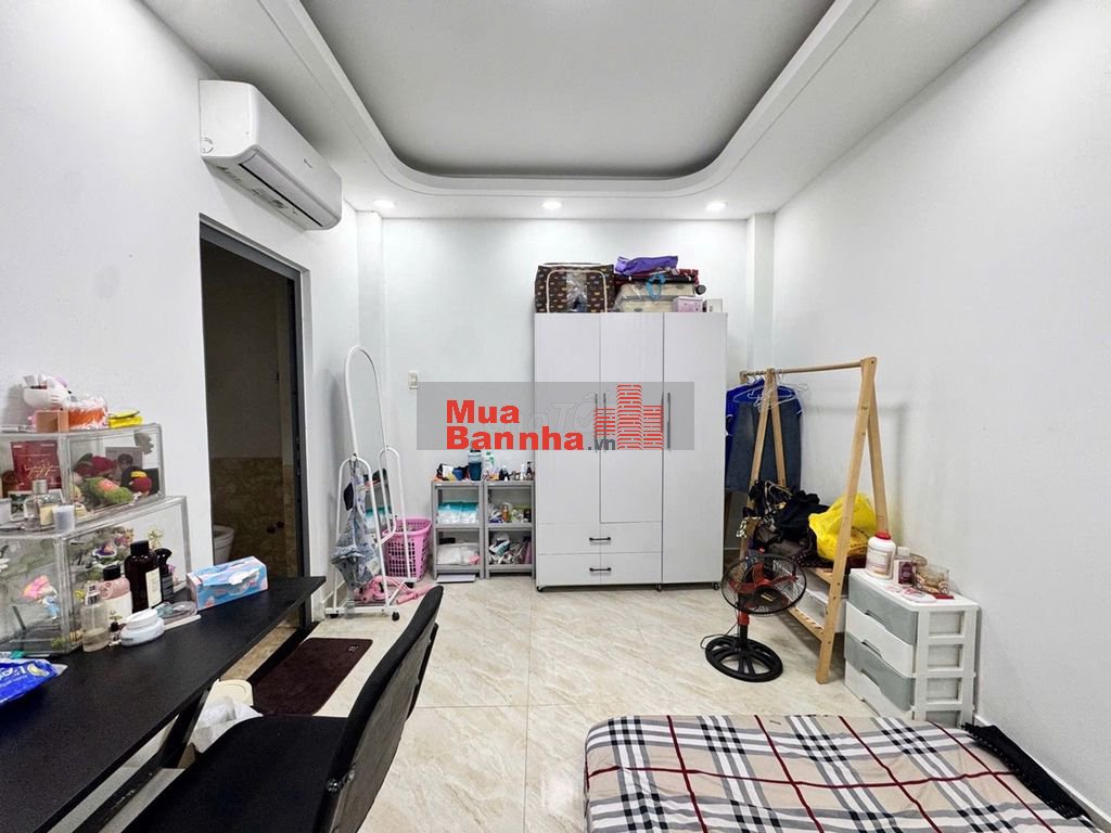 7.9 TỶ - 5 TẦNG – 6m X 6m – 5PN/5WC – SÁT BỜ KÈ RẠCH XUYÊN TÂM