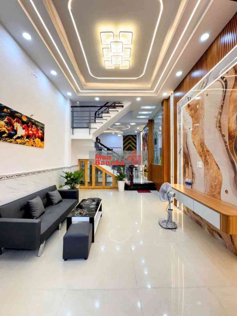 Nhà 3Tầng, 4x15, HXT 7M thông, ngay trục đường Lê Văn Quới, Giá 5.x tỷ