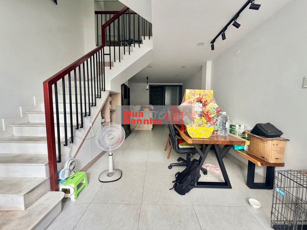 Nhà 5 tầng, 70m2 4,1x17, 4PN 5WC, Hẻm xe hơi gần Ngã 5 Chuồng Chó