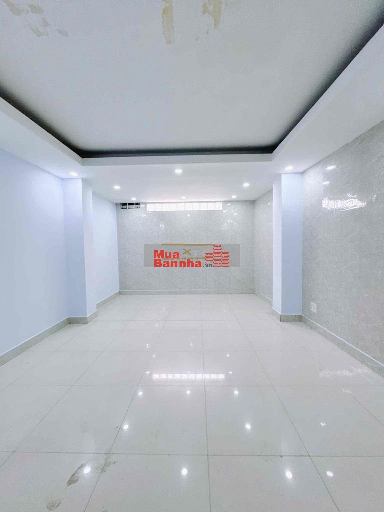 BÁN NHÀ MẶT TIỀN CHÍNH CHỦ Q1 , CÁCH METRO BẾN THANH 15 PHÚT ĐI BỘ