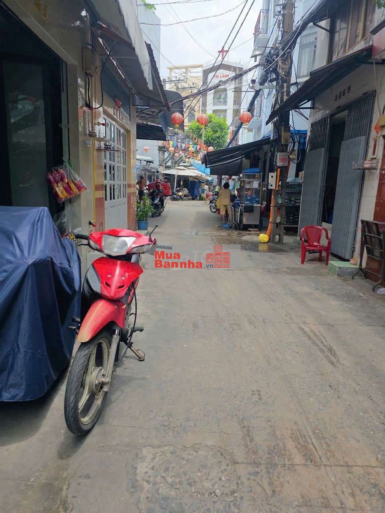 GIẢM 300TR.TRƯỚC BÁN 2 TỶ950 GIỜ GIẢM CÒN 2 TỶ250.ĐỊA CHỈ 183/8C