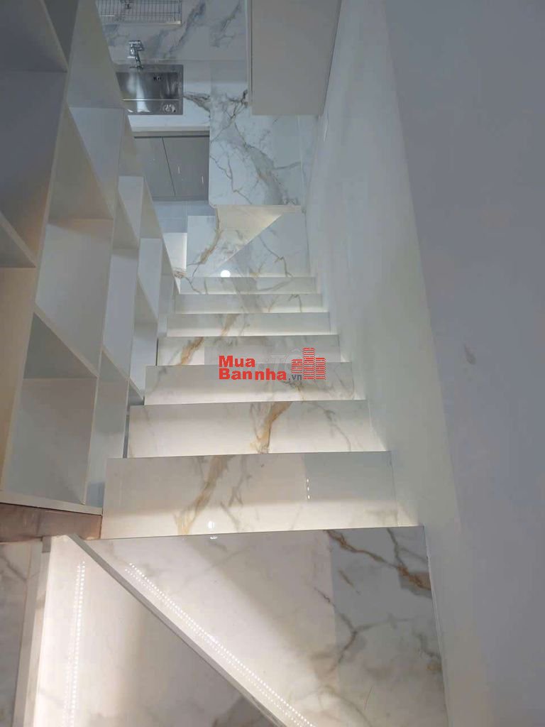 GIẢM 300TR.TRƯỚC BÁN 2 TỶ950 GIỜ GIẢM CÒN 2 TỶ250.ĐỊA CHỈ 183/8C