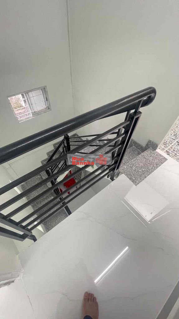 Chỉ 2.8 tỷ: GV Nhà 1/ thẳng trục gần MT - HXH thông - 2 Tầng đúc 19m2