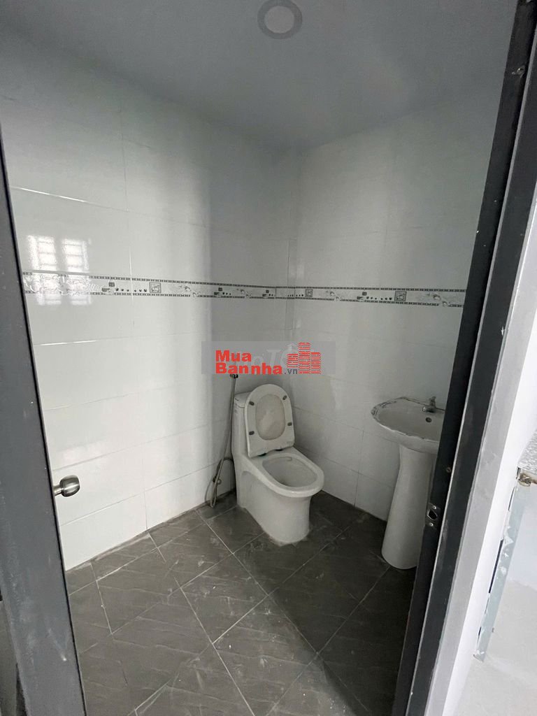 NHÀ 1 TRỆT 1 LẦU – 4 PHÒNG – TÂN BÌNH, DĨ AN – GIÁ 3,4 TỶ