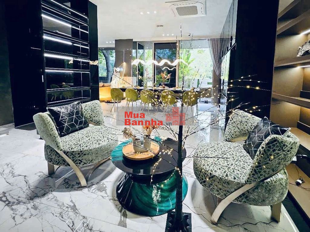 Bán Biệt Thự Đường Hưng Thái 2 Phú Mỹ Hưng Quận 7 nhà 2 mặt tiền
