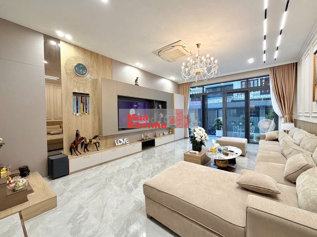 Bán Villa hẻm Ô tô Nguyễn Chí Thanh Q5 8x19,3m 4lầu 45tỷ Có thang máy