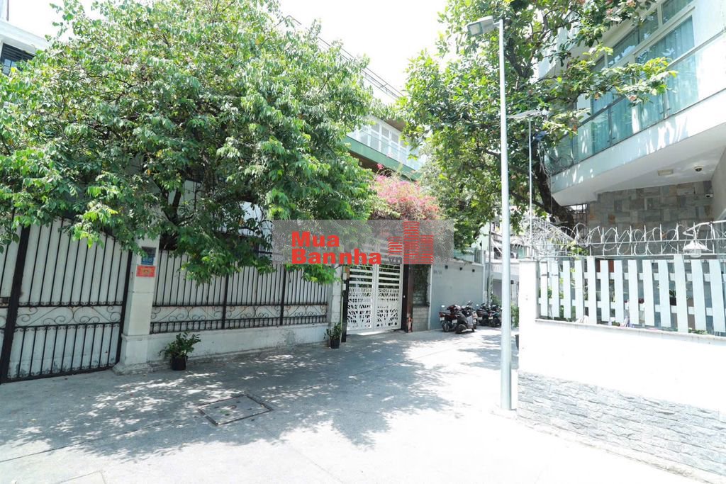 Bán Villa hẻm Ô tô Nguyễn Chí Thanh Q5 8x19,3m 4lầu 45tỷ Có thang máy