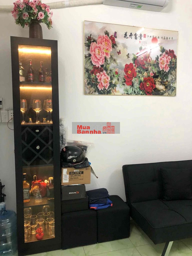 hẻm xe hơi lớn , vị trí đẹp