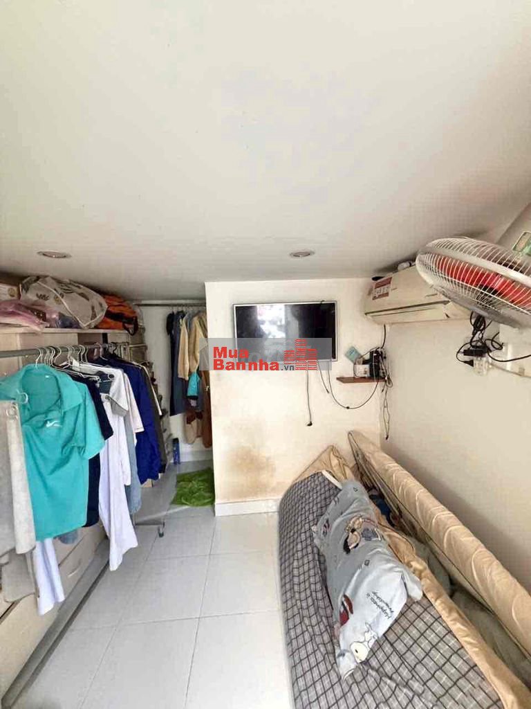 Nhà:3 x4_2lầu (sổ hồng riêng) hẻm 118,Bùi Văn Ba,Q7(củ)