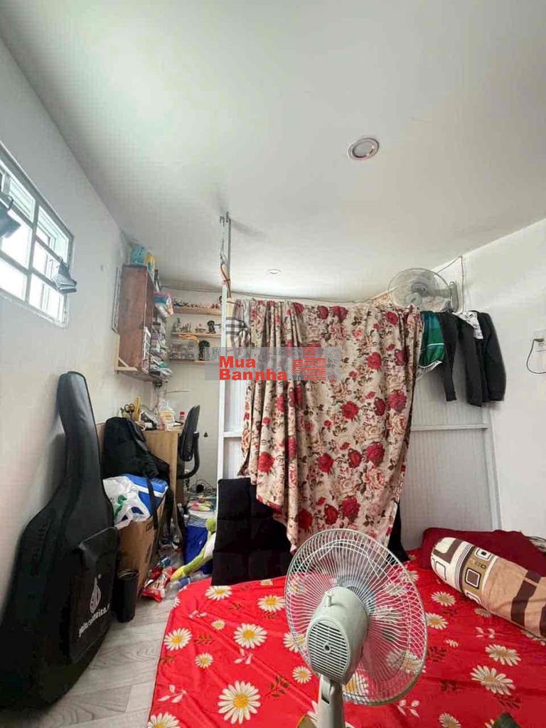 Nhà:3 x4_2lầu (sổ hồng riêng) hẻm 118,Bùi Văn Ba,Q7(củ)