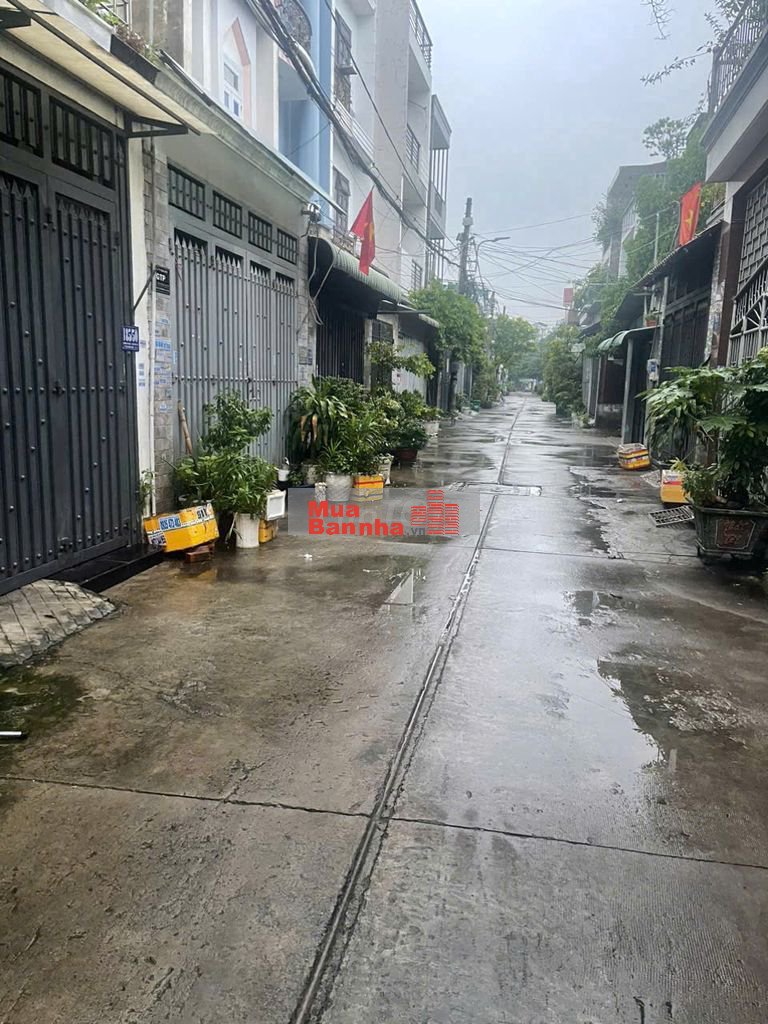 BÁN NHÀ HẺM XE HƠI TRÁNH NHAU, Đường LÂM THỊ HỐ