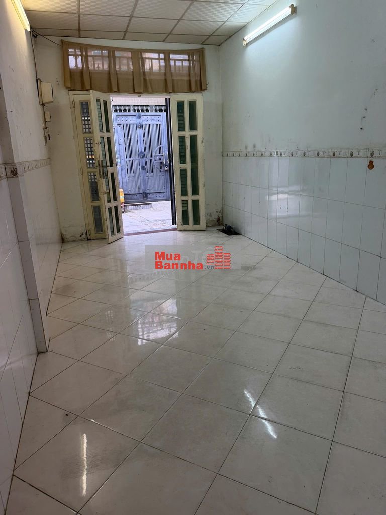 Bán GẤP nhà chính chủ, sổ hồng riêng, hẻm oto