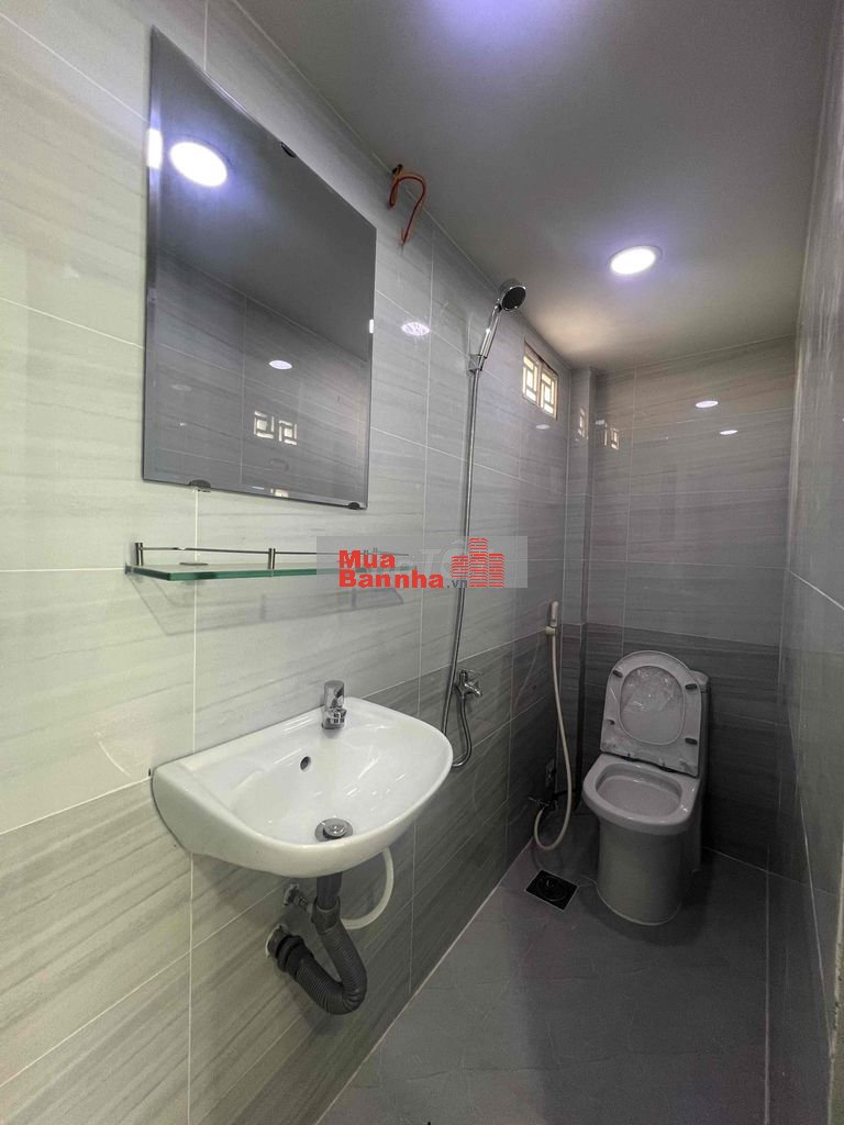 Nhà hẻm 152 Lý Thánh Tông, Tân Phú .. 3m x 5m , trệt 2 lầu 2 PN