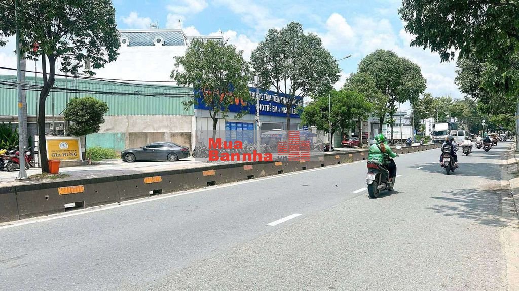 Nhà SHR 120m2 Góc 2 Mặt Tiền Đường Lê Thị Riêng. đoạn Gần VNVC