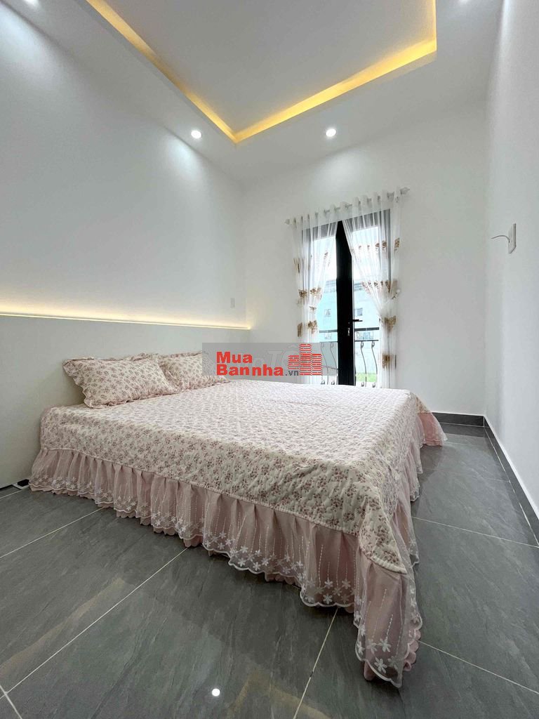 Nhà Xây mới Nguyễn Thị Hương DT:3x11m 2Tầng 3pn 2wc Nhà Bè.