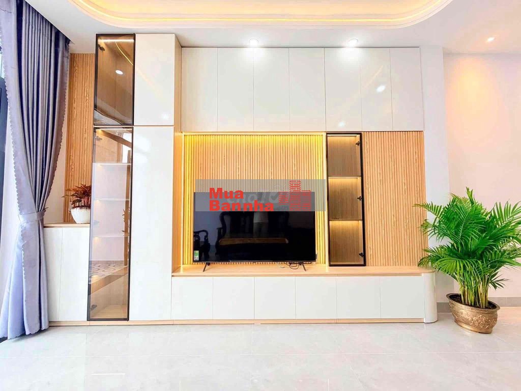 Nhà xây mới 4m x 23m 2 tầng có sân rộng 8m đường Hiệp Thành 17 Q12