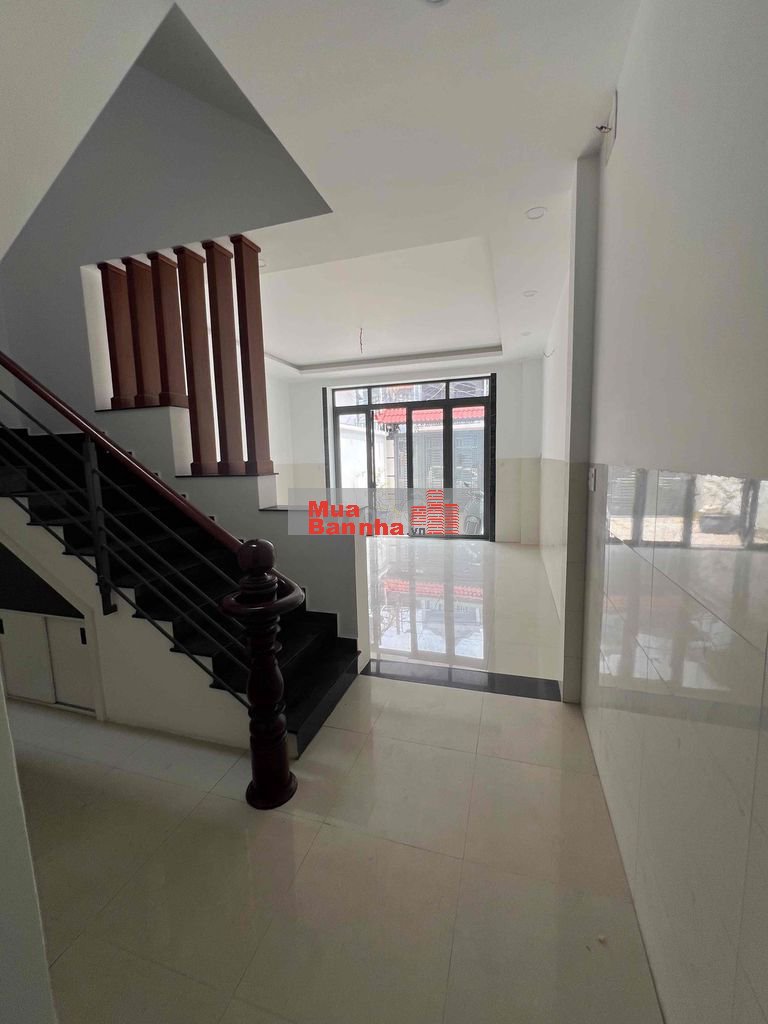 Nhà 3 tầng ngang 5m gần đường Dương đình hội Phước long B Thủ đức