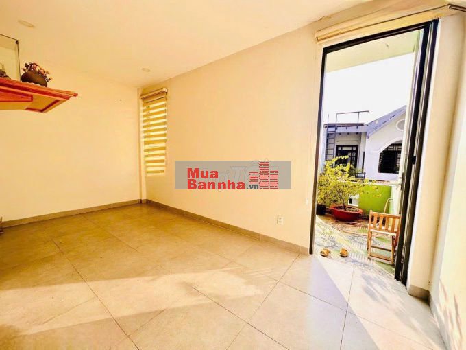 Bán nhà 3 tầng Đường Đặng Văn Bi, Thủ Đức, 86m2, 6.7 tỷ