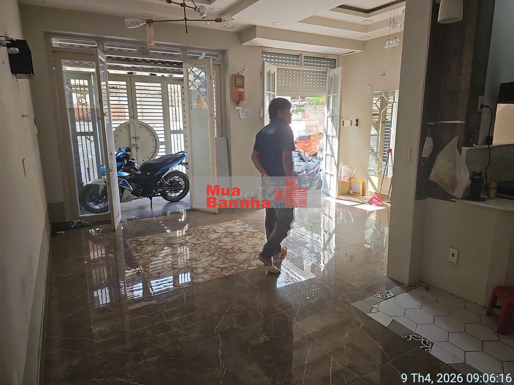 Thanh lý nhà 2T - 55m² - HXH - Ngang 5,3m rộng thoáng.